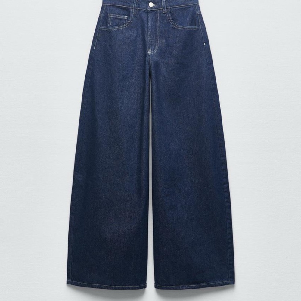 Zara Blue Barrel Denim Jeans